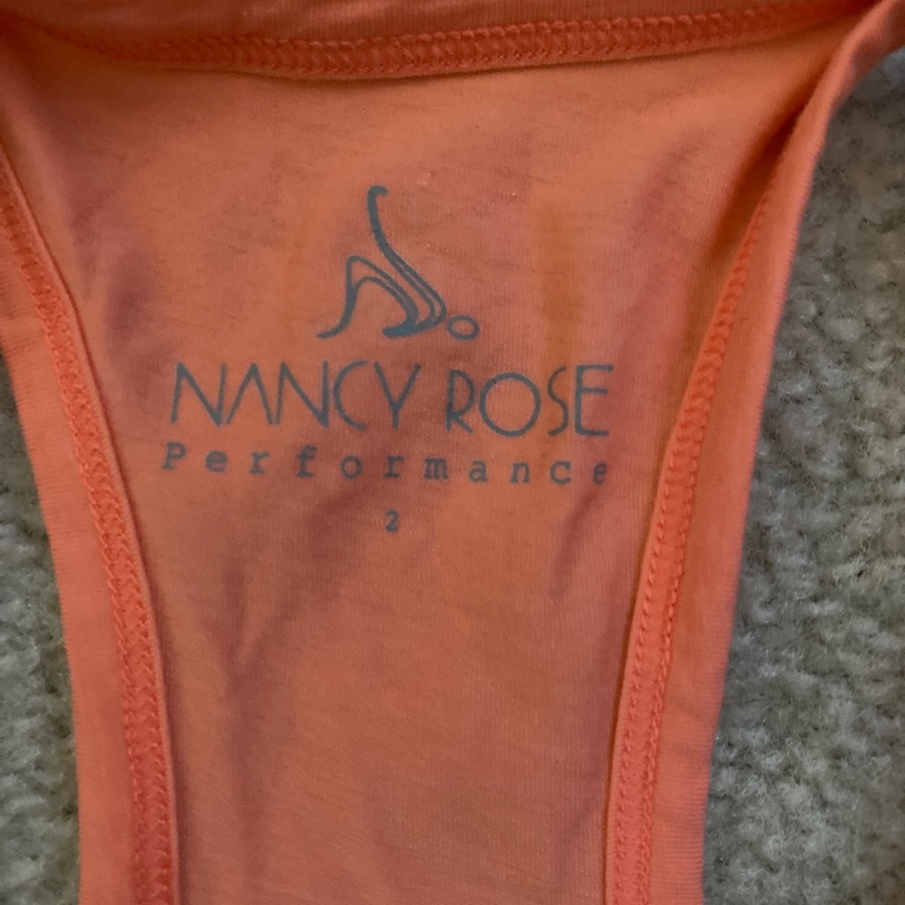 Nancy Rise performance wrap tank small - Picture 2 of 4